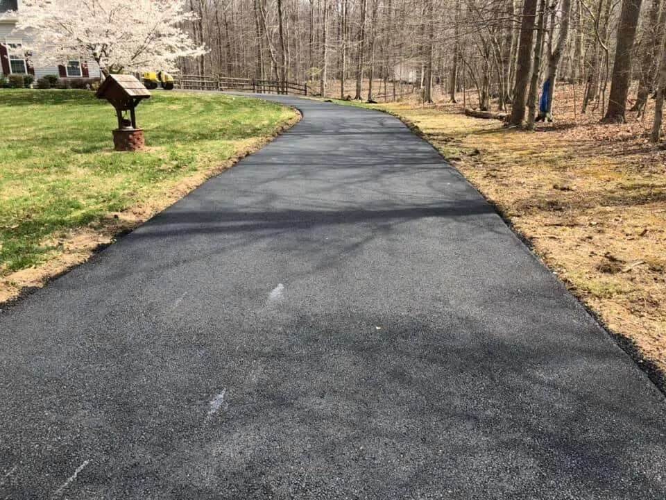 Residential driveway paving and installation